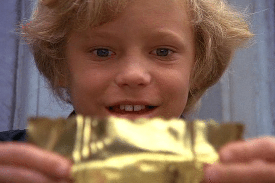 Nestlé Replaces Willy Wonka's Golden Ticket With A GPS Tracker in 'We'll  Find You' Kit Kat Campaign